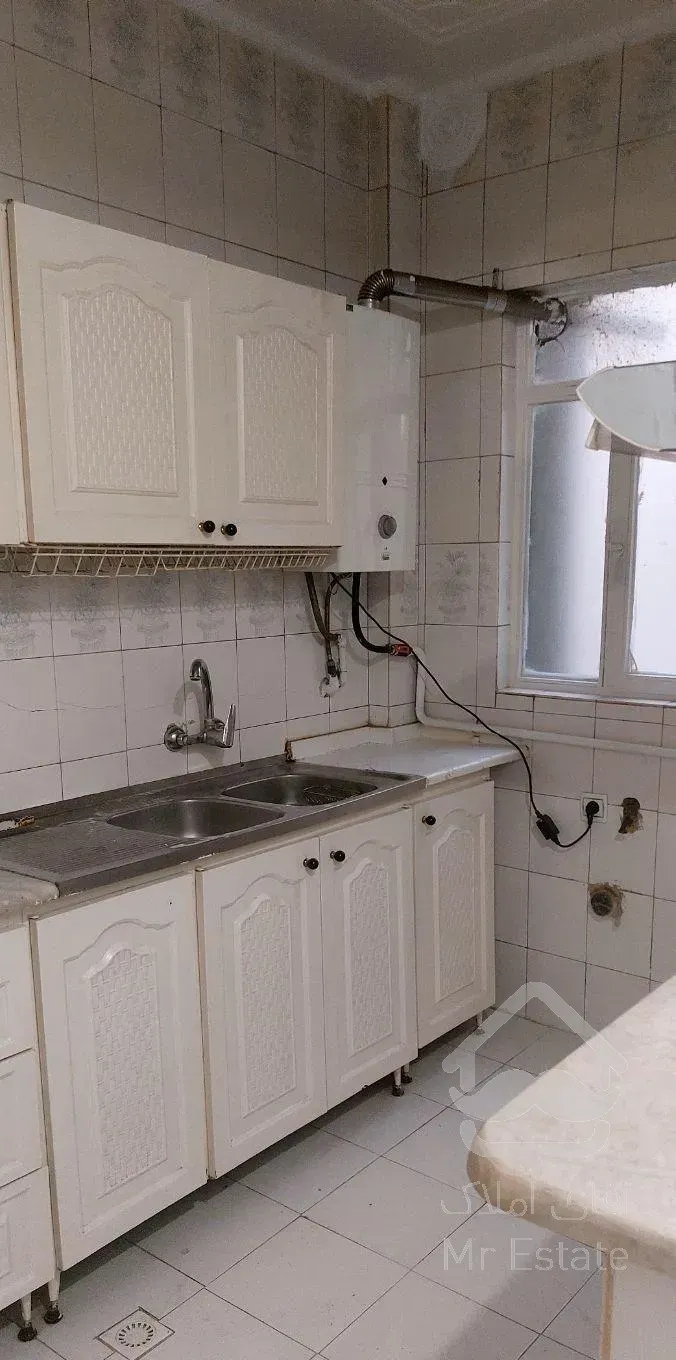 ۳۹متر طبقه اول شریعتی. پلیس. کلیم کاشانی