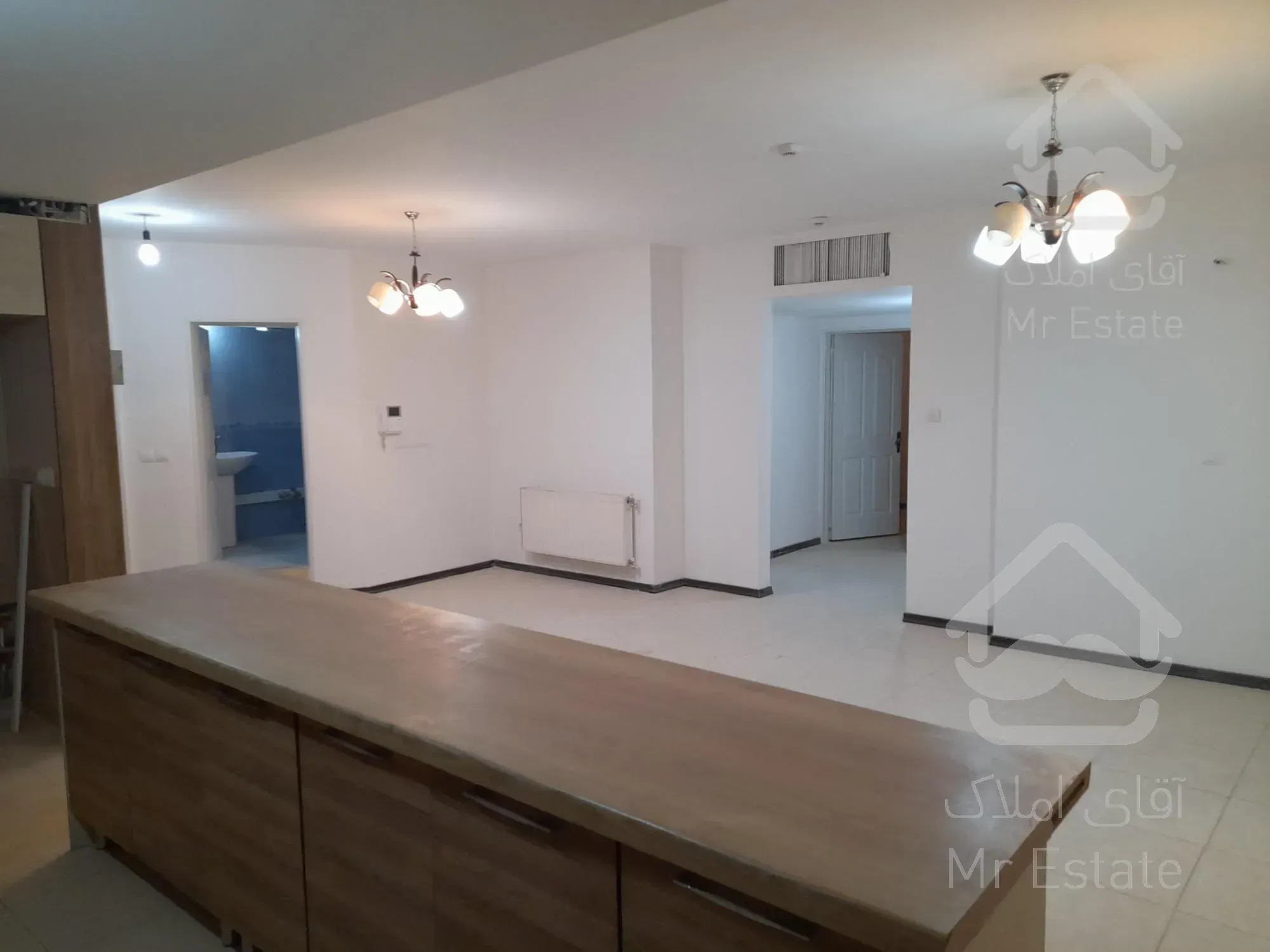 آپارتمان باغ حوض 3 خواب 135 متر