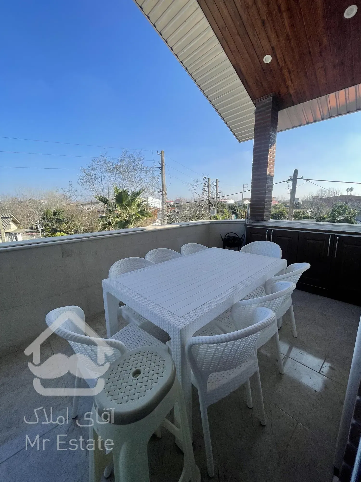 فروش فوری ویلا ۳۰۰ متری در سرخرود