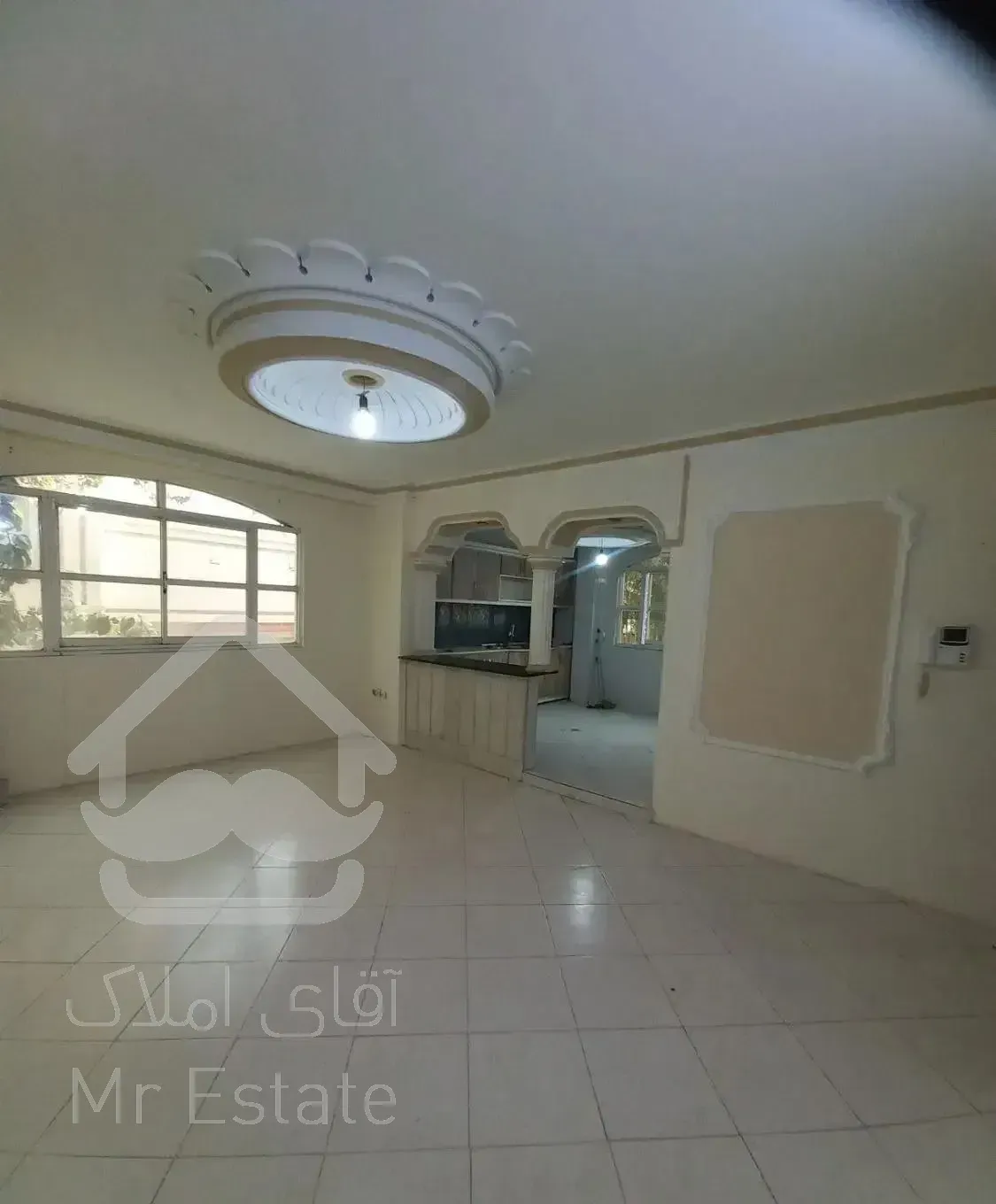 املاک جاهد/85 متری طبقه اول از سه/ نقاشی شده