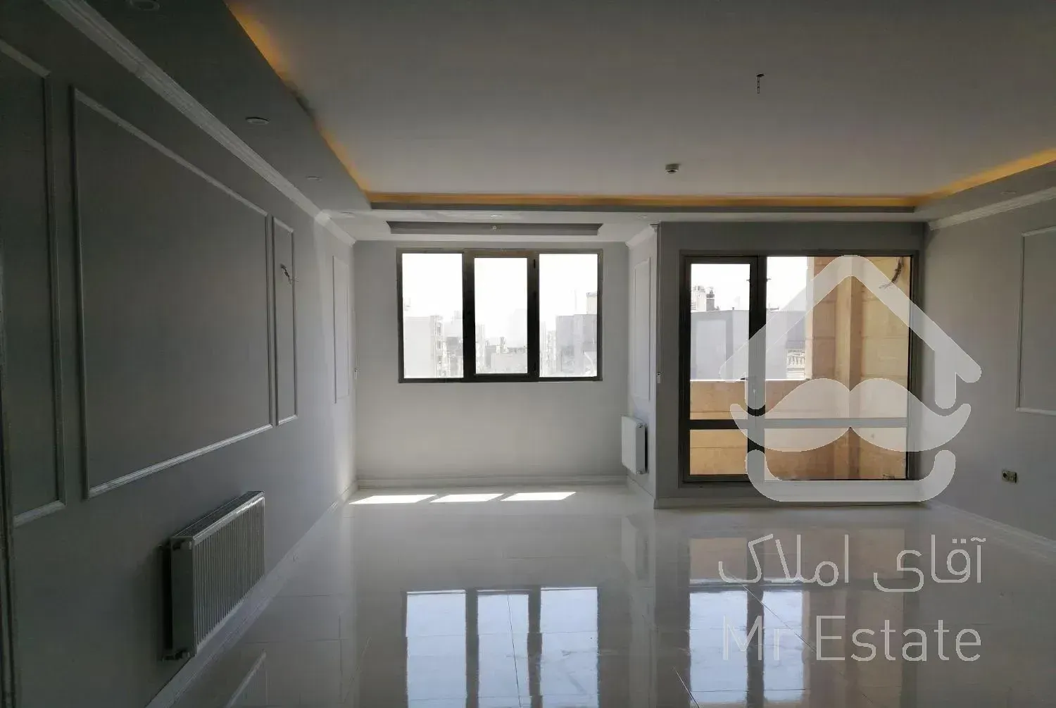 ۱۲۵ متر اوایل صیاد شیرازی، تکواحدی  طبقه