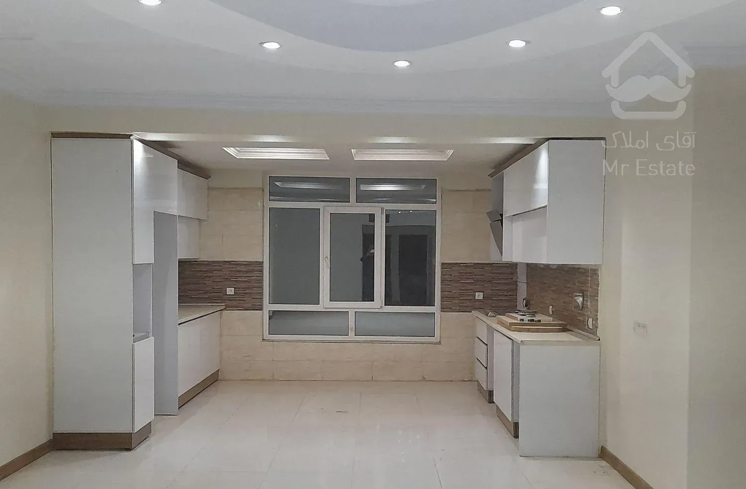 آپارتمان ۱۱۸ متر تکواحدی قابل تهاتر با واحد کوچکتر