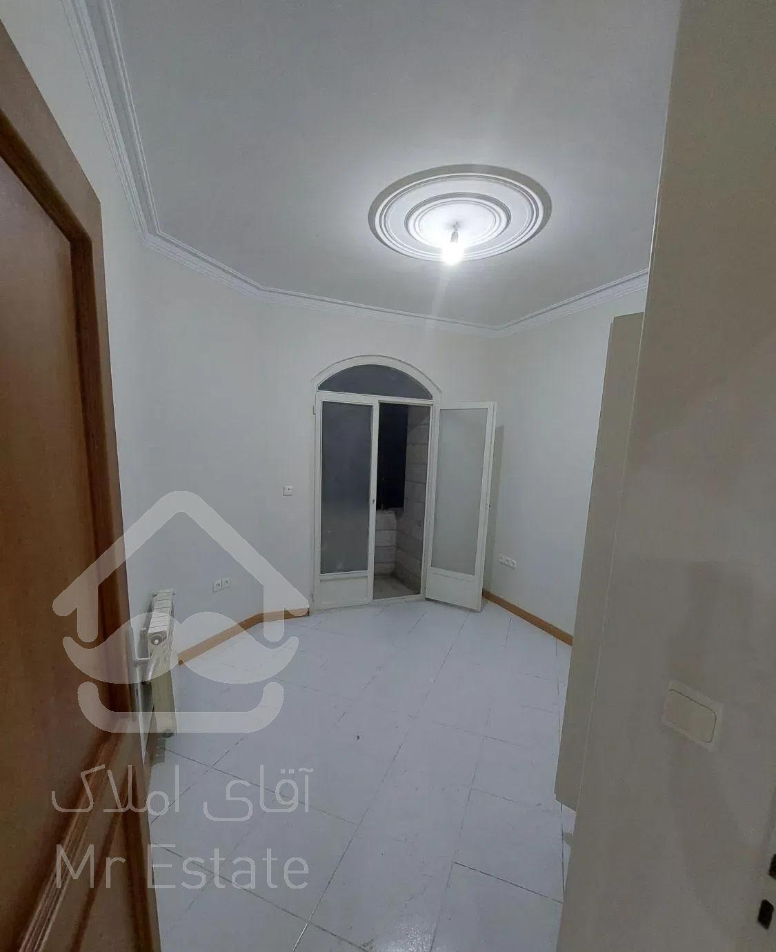 کیکاووس۹۲متر/۲خواب/غرق نور