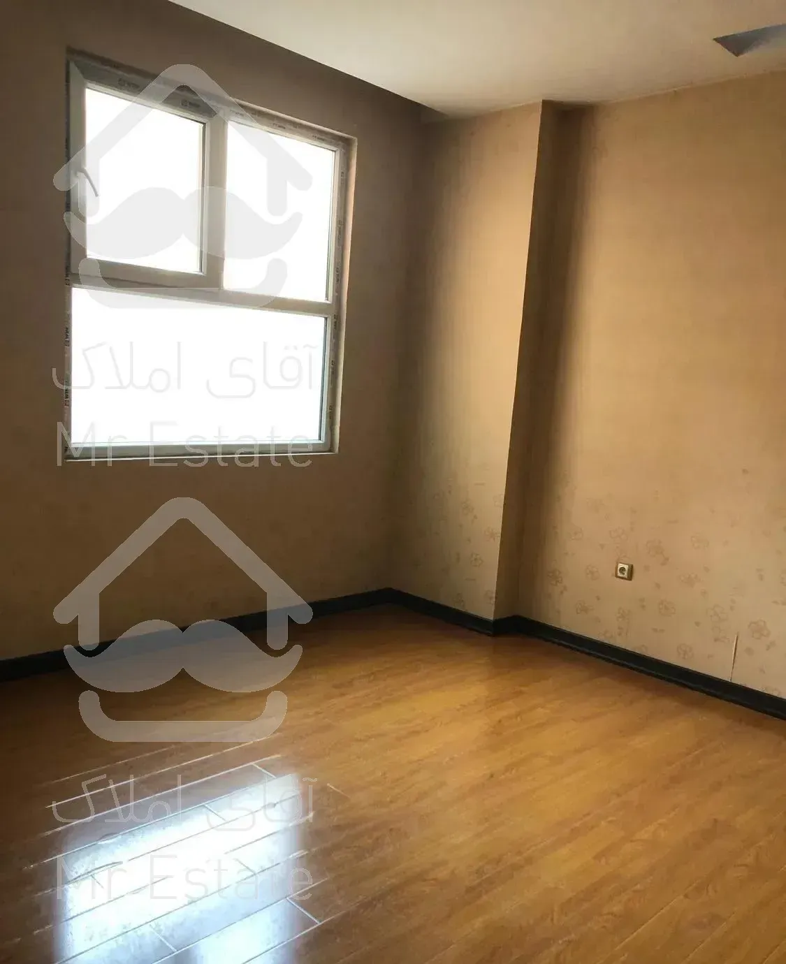 ۱۷۰متر ۳خواب خوش نقشه تک واحدی دارای سالن جیم گیشا