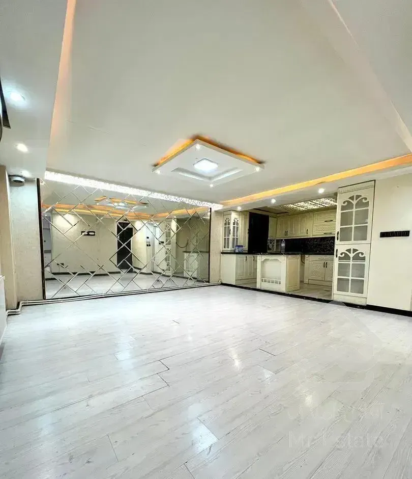 ۶۴متر یک خواب زیرهمکف/شریعتی/نرسیده به مطهری/فرهنگ