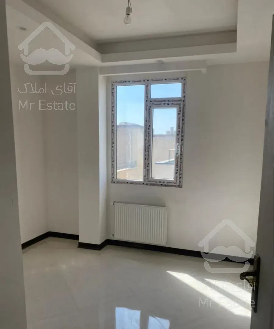 استادمعین‌۹۶ فول امکانات کلیدنخورده سالن پرده خور