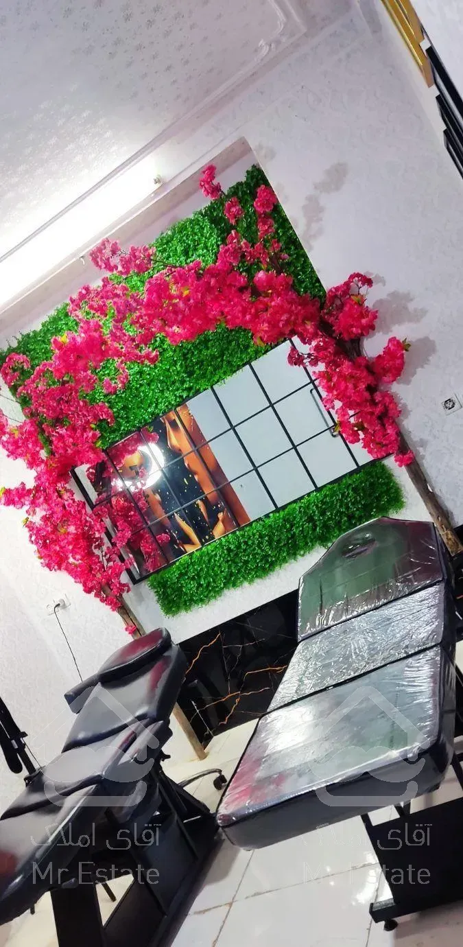 چوب ترموود و چمن مصنوعی