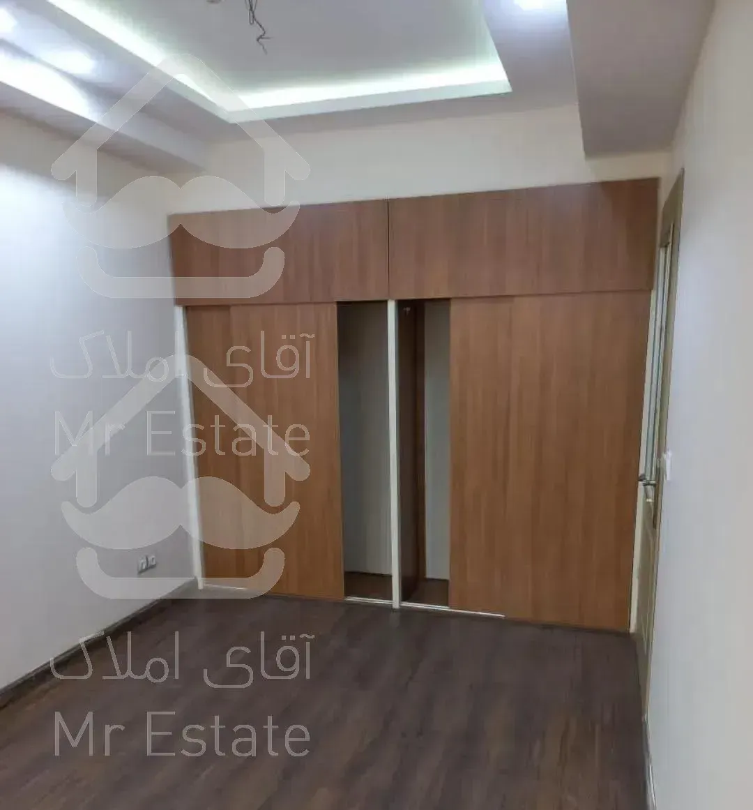 21 متر مغازه  *موقعیت*