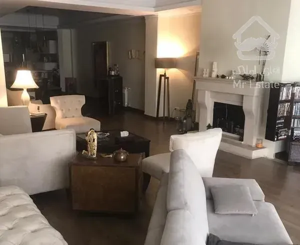 آپارتمان ۱۸۰ متر/سه خواب/کامرانیه