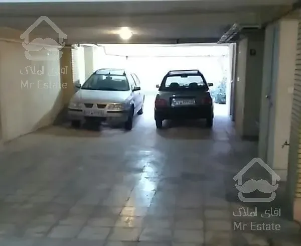 80 متری دو خواب  در 522 شرقی فاز۴ مهرشهر