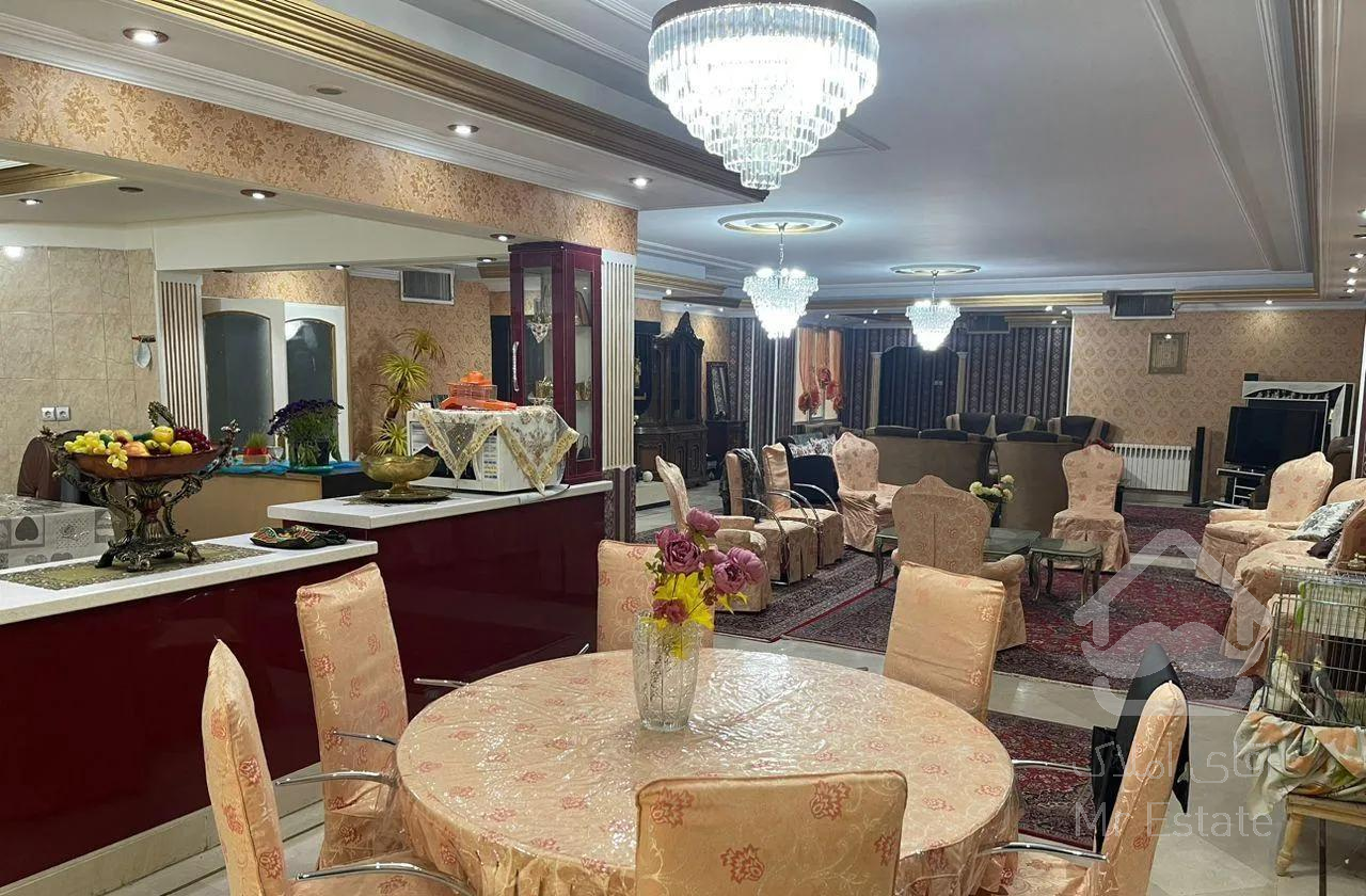 آپارتمان ۳۰۳ متری ۳ خوابه فلکه اول