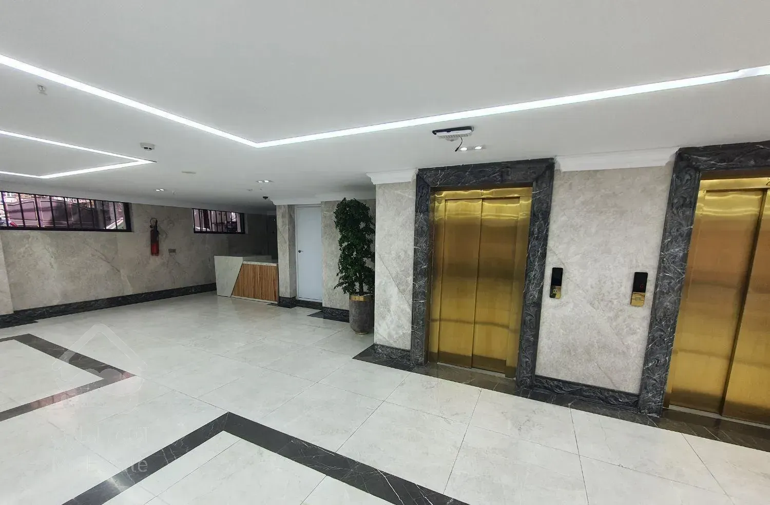 رهن آپارتمان ۱۰۰ متری ۲ خوابه در گیشا (کوی نصر)