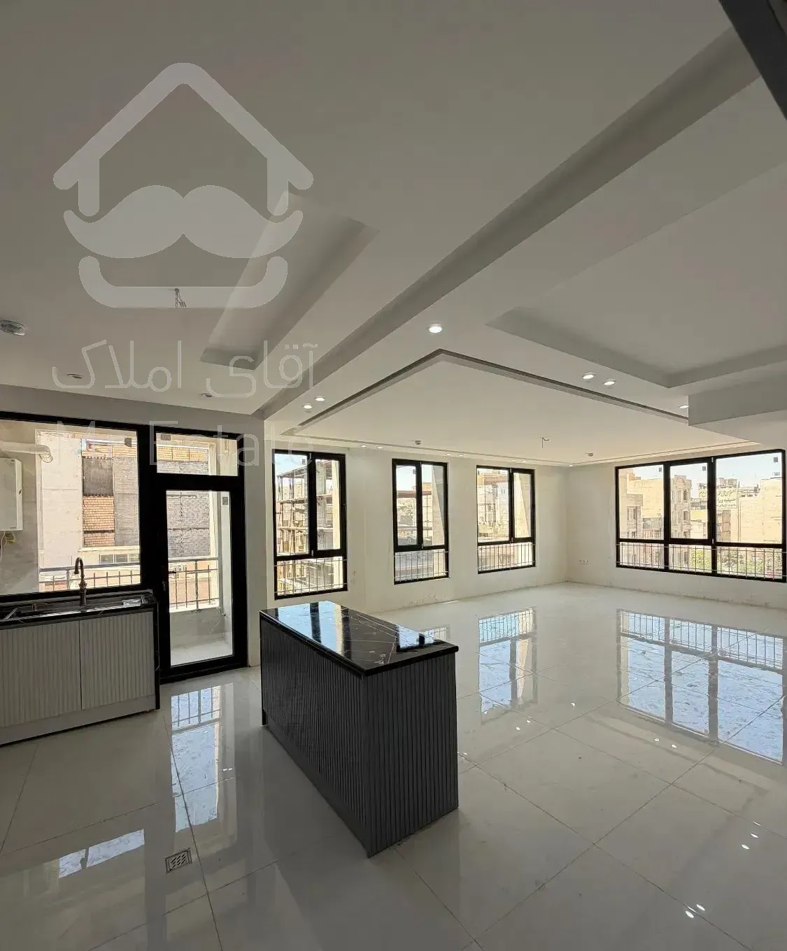 ۱۳۸ متر ۳ خواب مستر تک‌ واحدی / لب خیابان امام رضا
