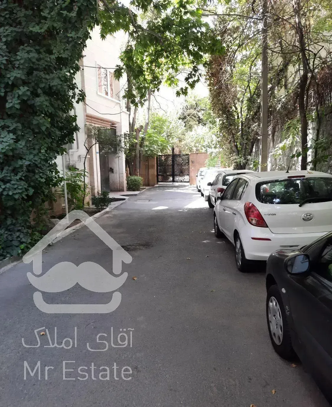 کامرانیه شمالی ۲۵۰متر ۴خواب تک واحدی