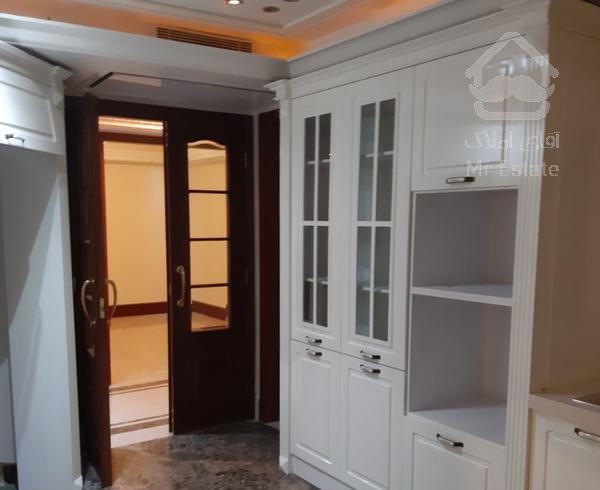 نیاوران ۱۹۰متر شخصی ساز با نور و چشم انداز تخلیه