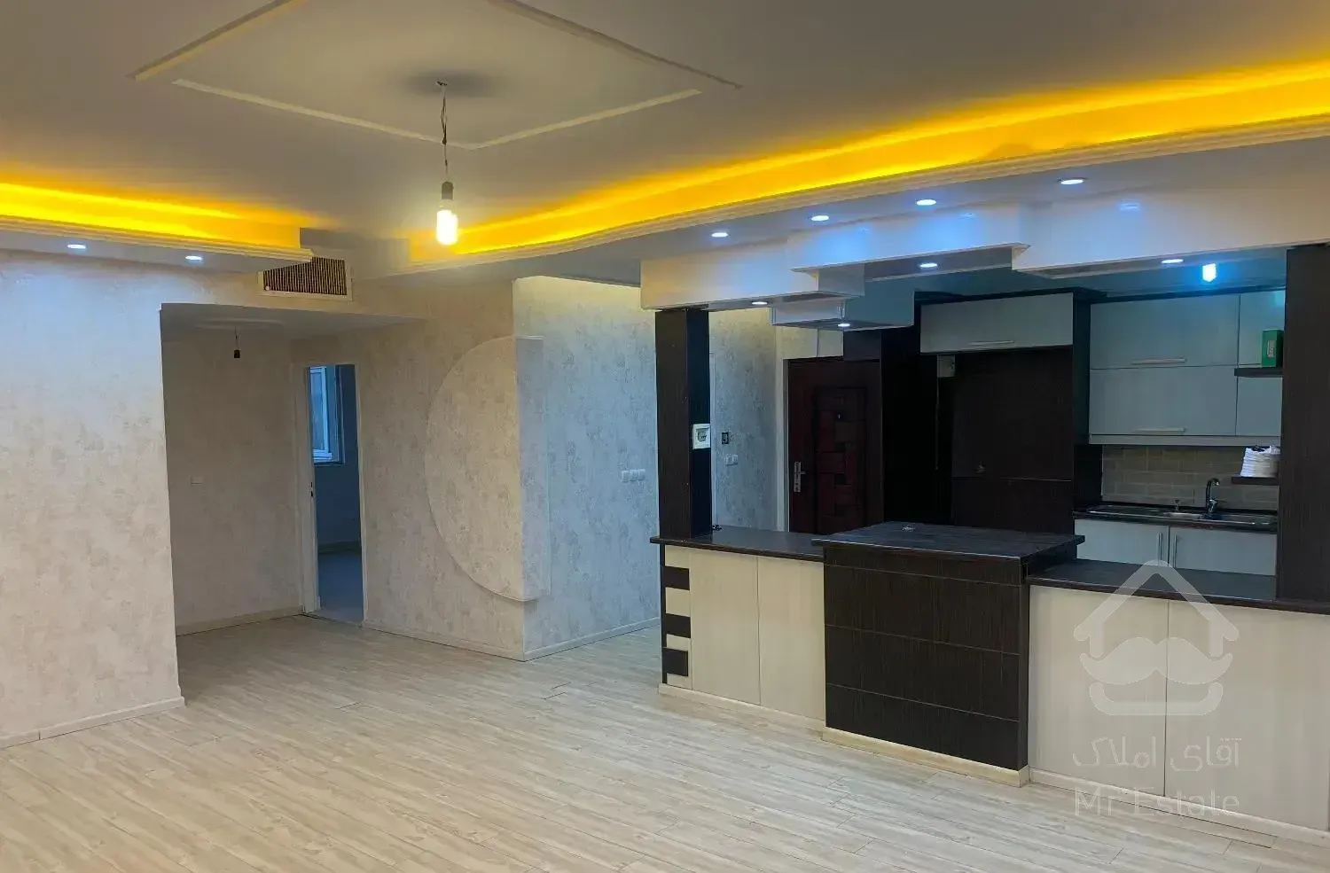 آپارتمان ۱۰۰ متری شهرک دانشگاه تهران