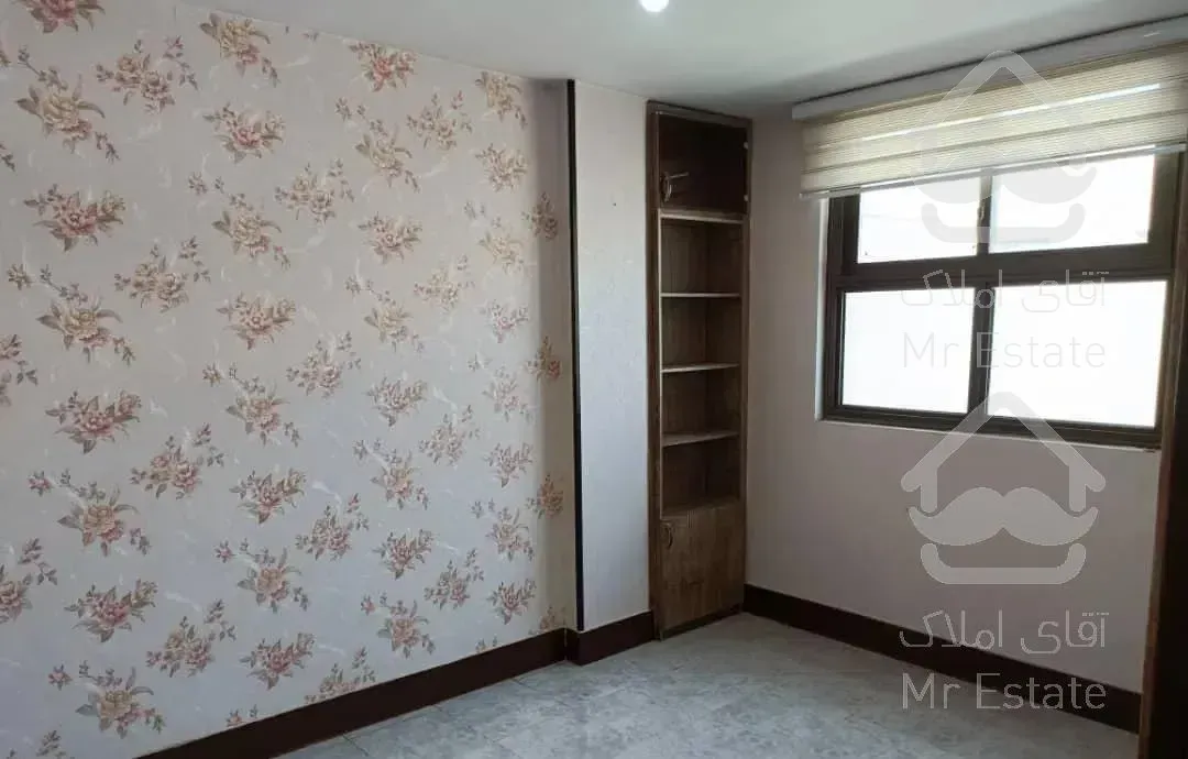 اپارتمان پردیسان طبقه ۵