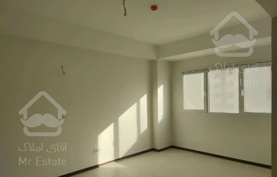 ۹۸ متر دو خواب کلید نخورده جنوبی