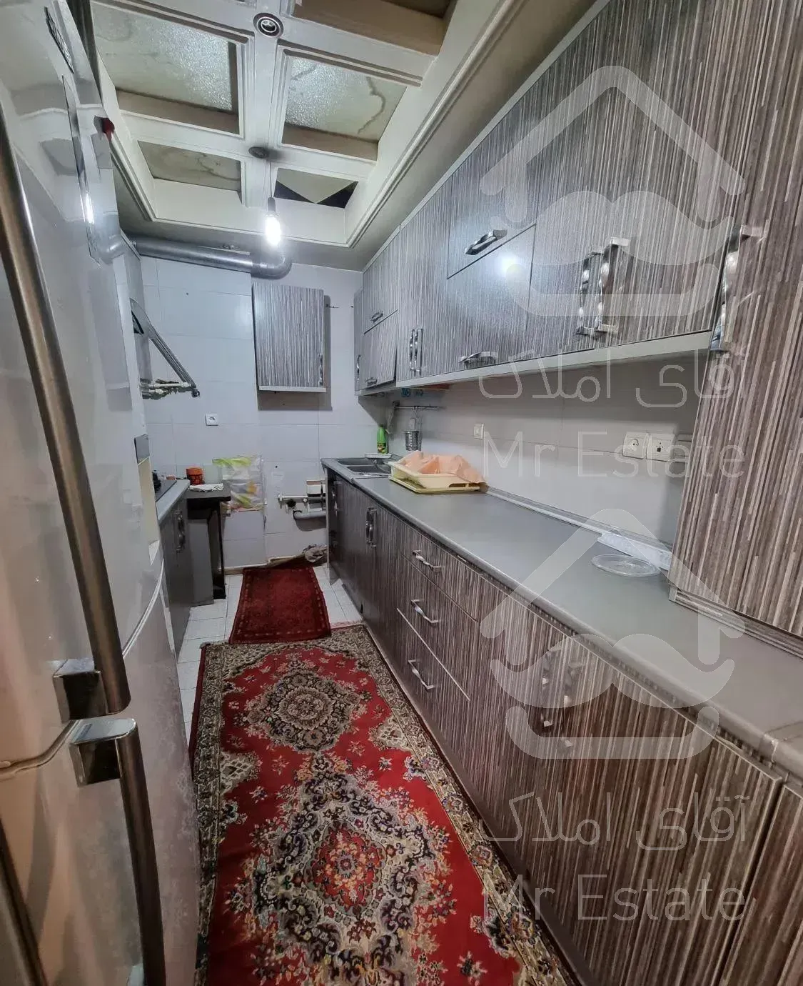 سه طبقه آپارتمان، دربست ۲۲۵متر