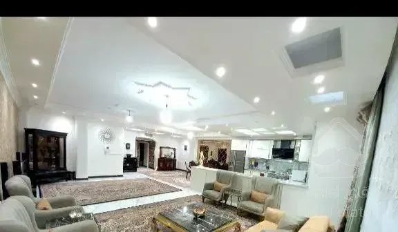 130 متر / فول امکانات