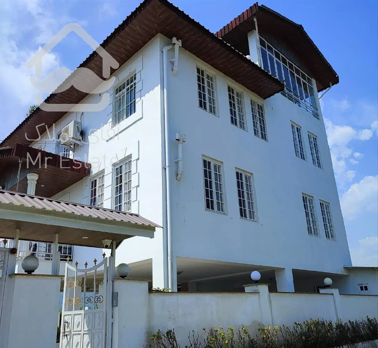 ویلا باغ 330 متری