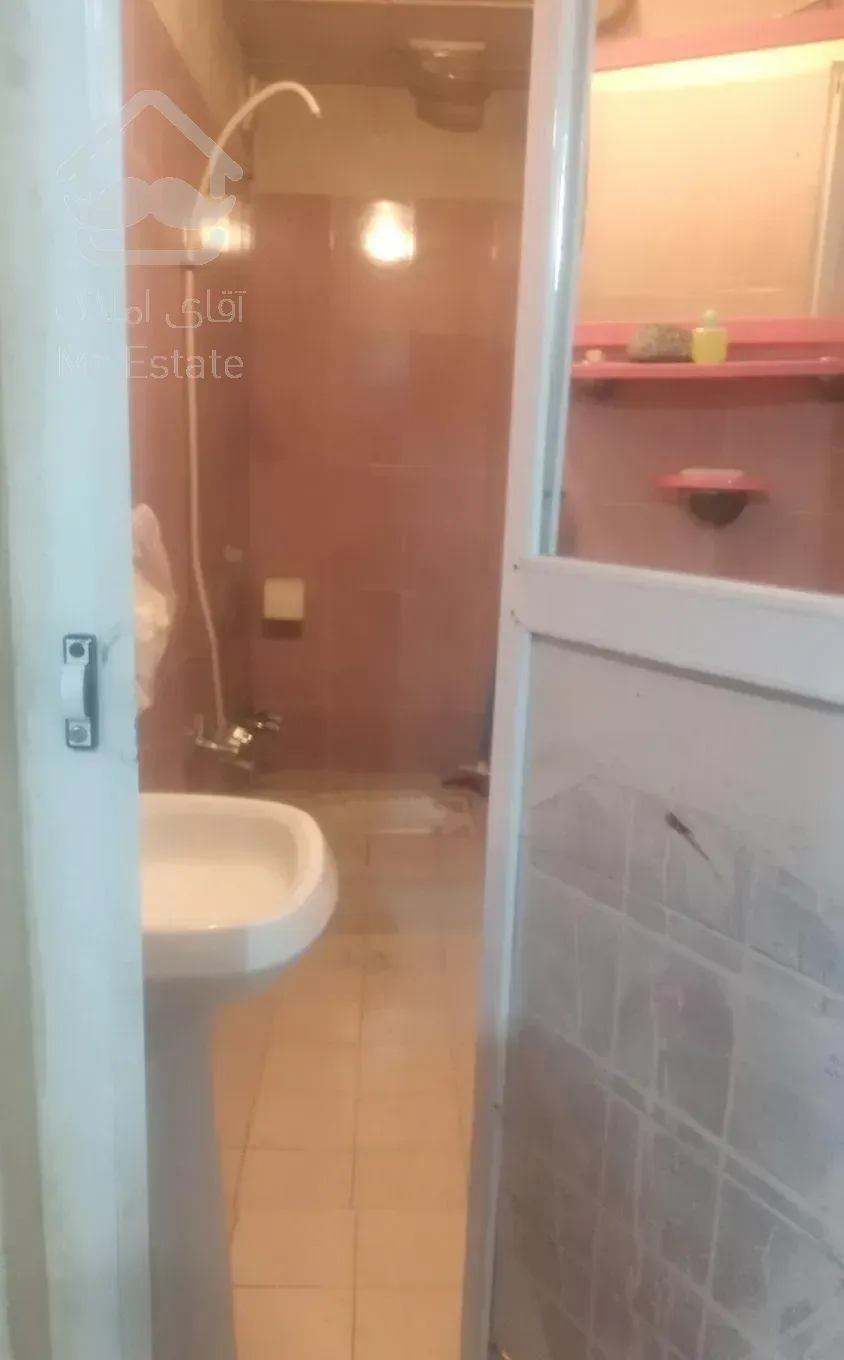 اجاره آپارتمان ۵۵ متری ۱ خوابه طبقه ۲ در باغ آذری