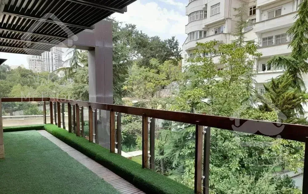 150 متر فرشته / 4 تراس / دنج / لابی و استخر