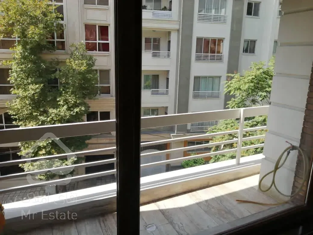 فروش اپارتمان 200 متری زعفرانیه