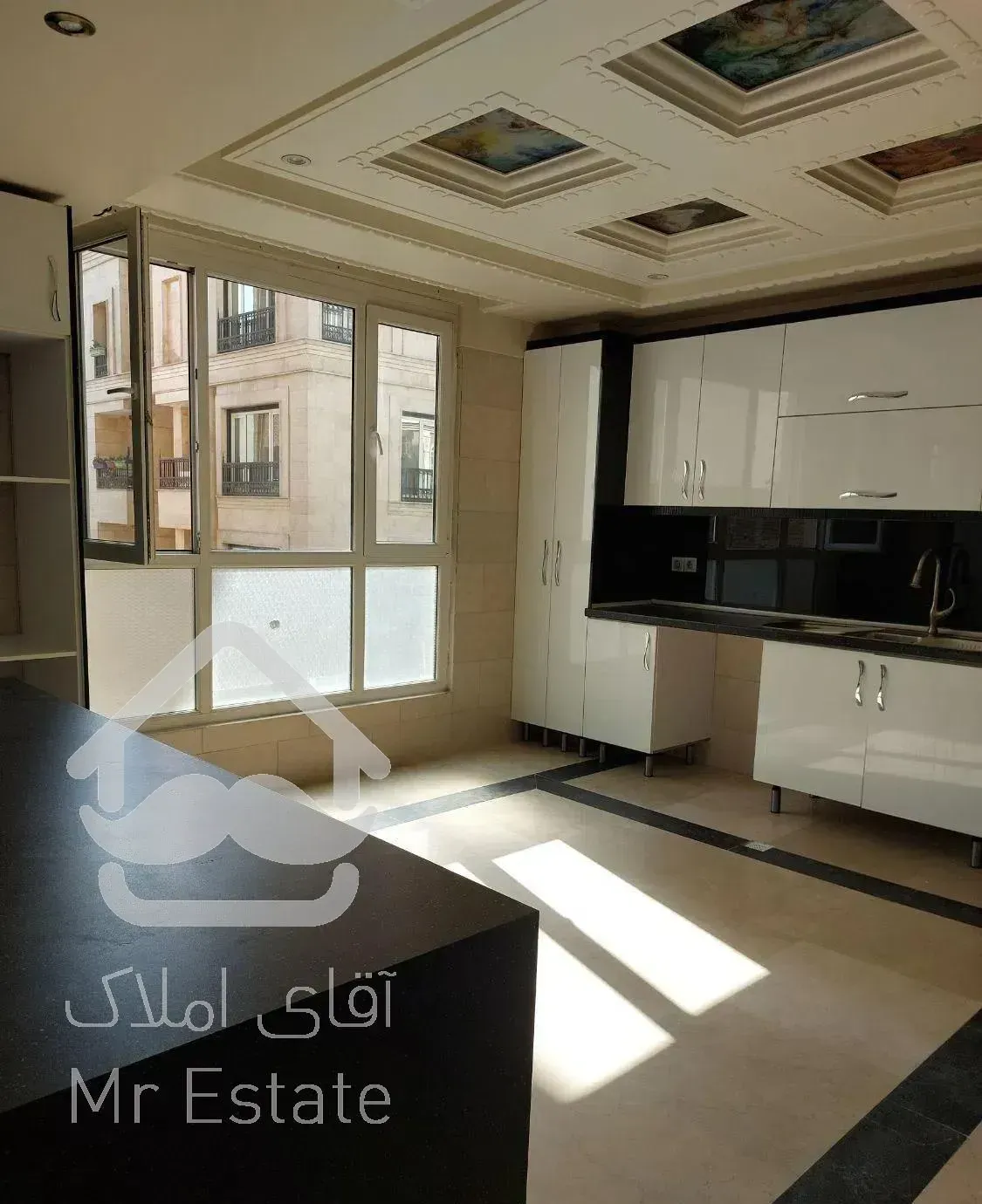 ۲۲۰متر ۴ خواب (در حد نوساز)