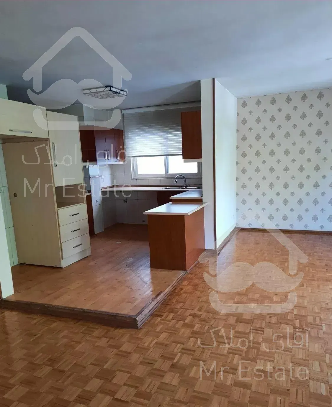 آپارتمان ۱۳۰ متر دو خوابه