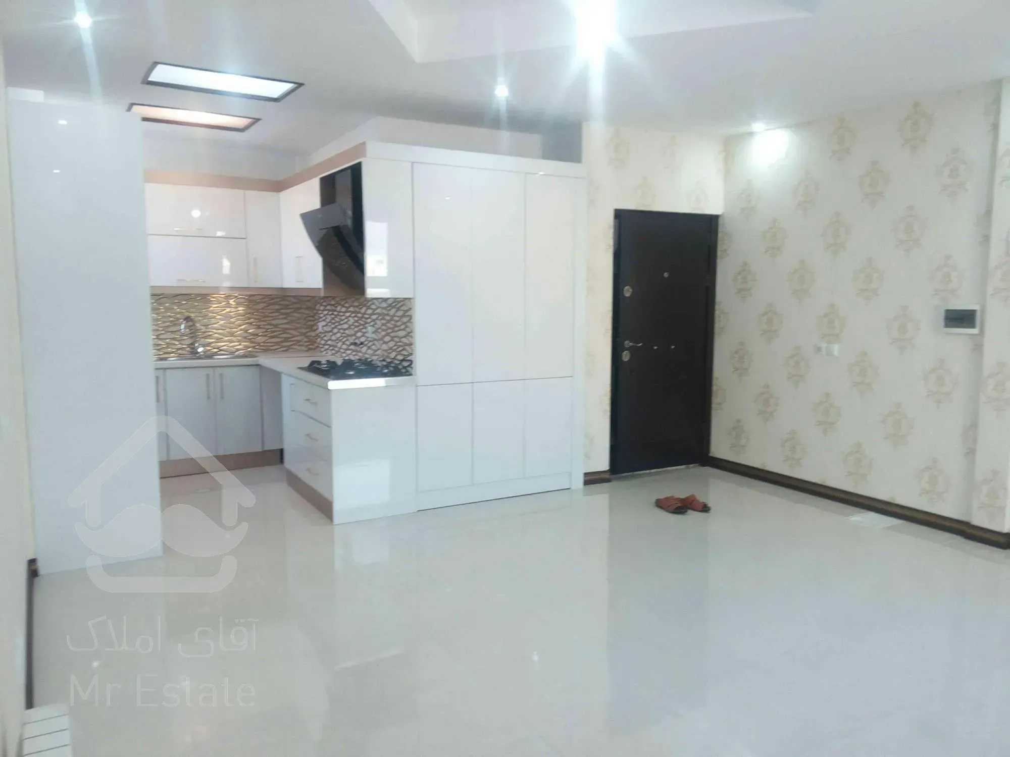 فردوس شرق ۷۳متری