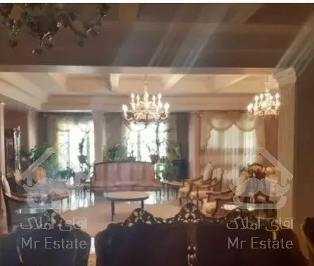 ۷۰متر طبقه۳ قدیمی ساز صادقیه