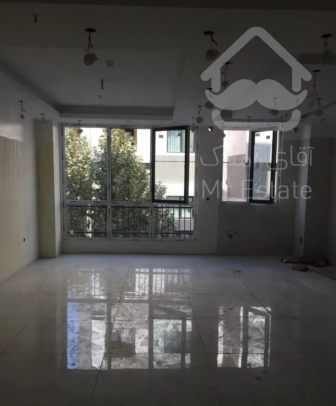 آپارتمان نوساز کلید نخورده