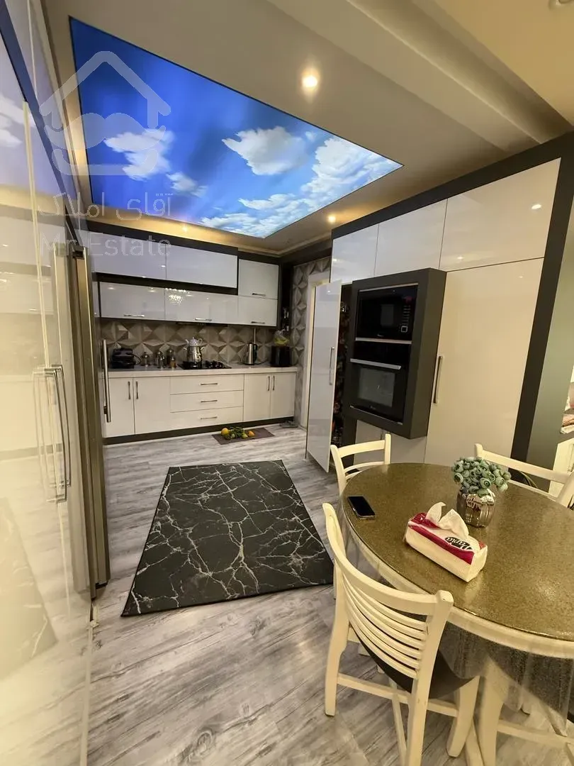 فروش واحد ۲۲۰متری در بلوارگیلان