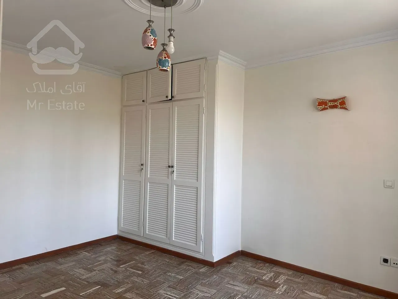 فروش 137 متری پاسداران