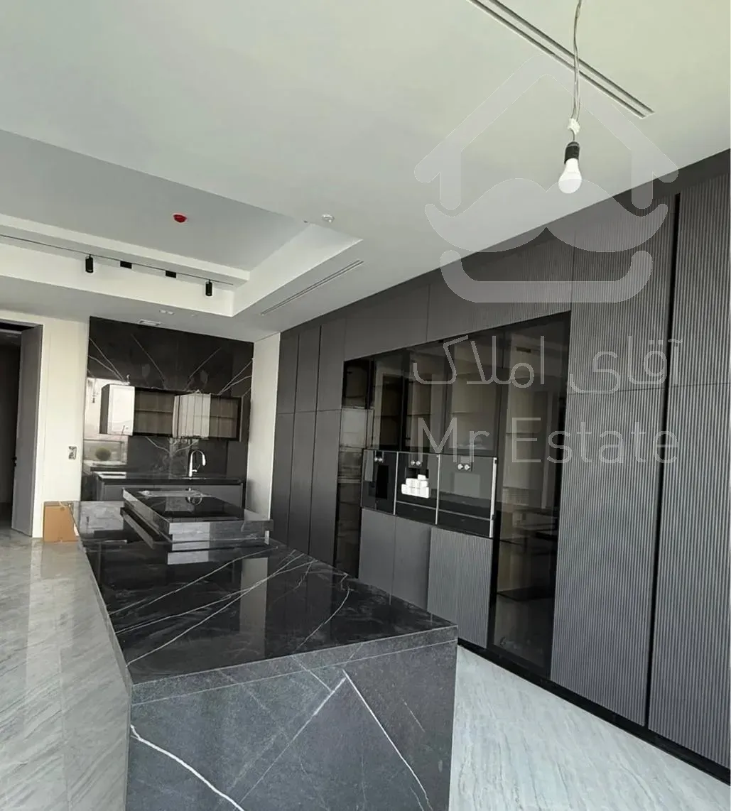 نیاوران برج باغ ۲۹۰ متری ویو بدون مشرف