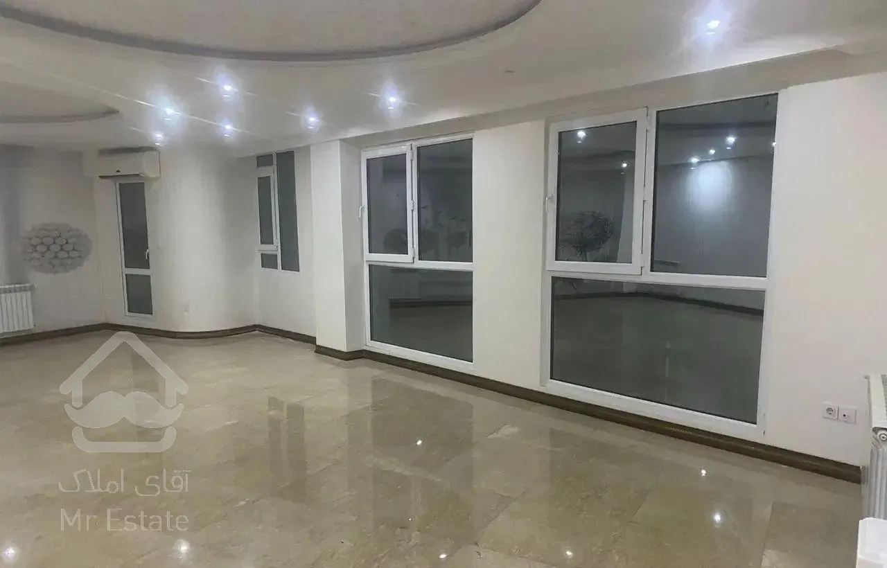 ۱۵۰ متر سه خواب اندرزگو تک واحدی