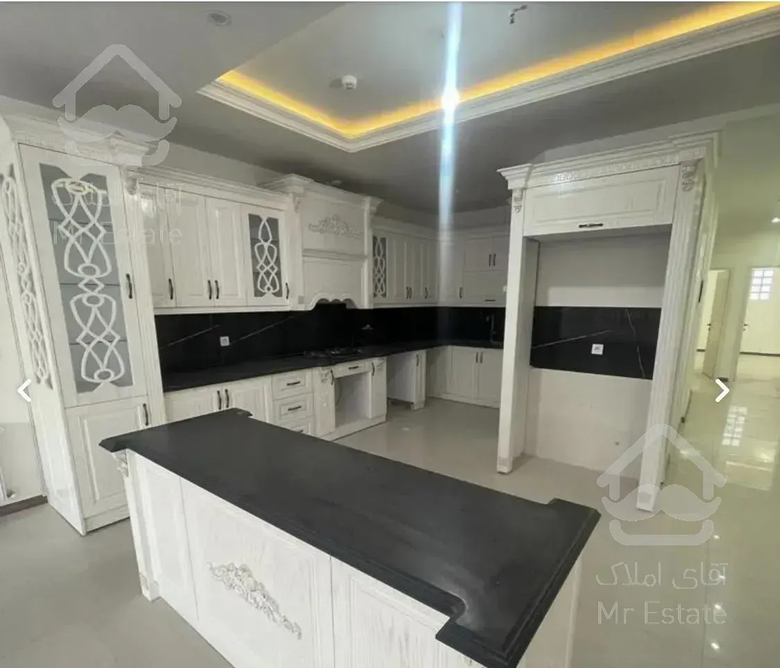 ۱۷۰متر/جنوبی/ازادشهر/تاپ لوکیشن وکیل آباد