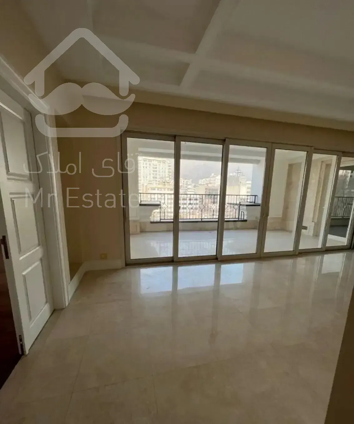 «چشم اندازی بر فراز شهر»۲۲۰ متر+ تراس ۷۰متری