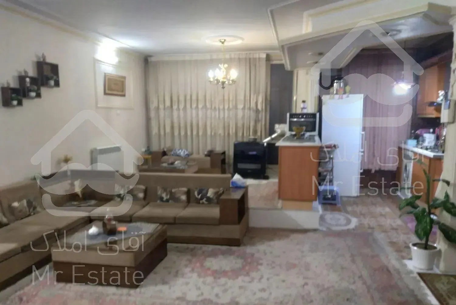 اپارتمان ۹۲متری با حیاط اختصاصی