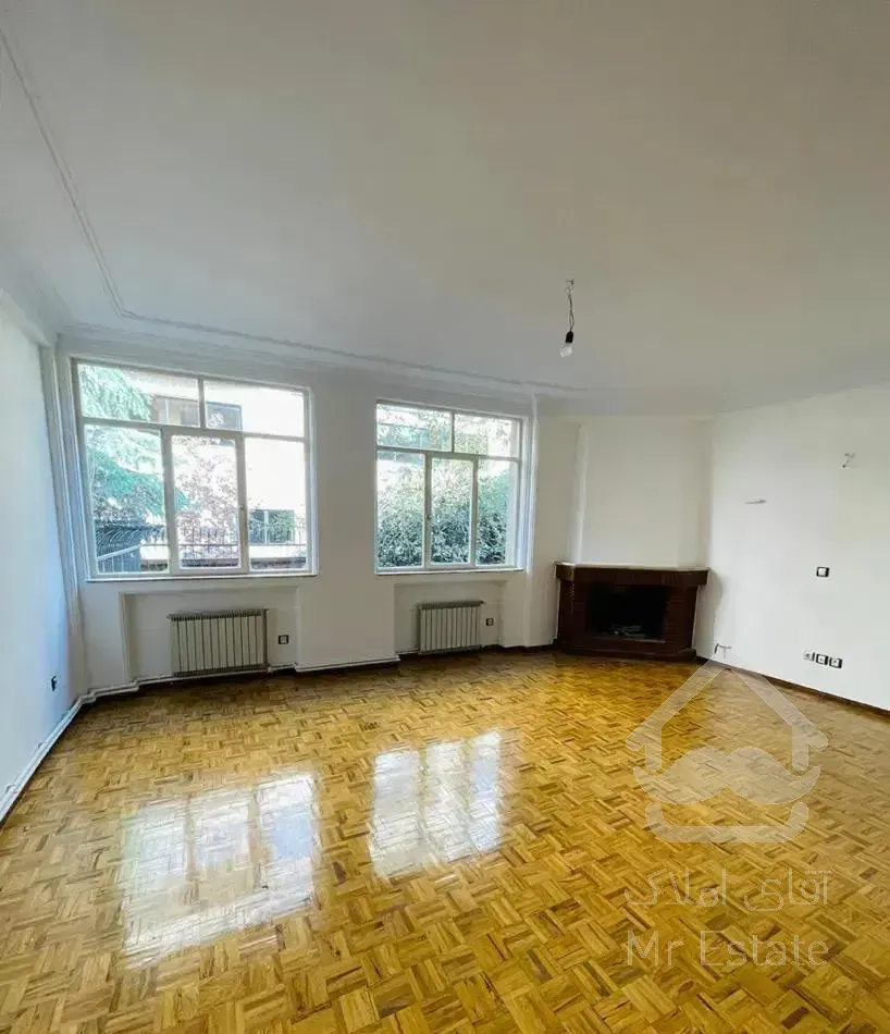 آجودانیه ۱۵۰ متر