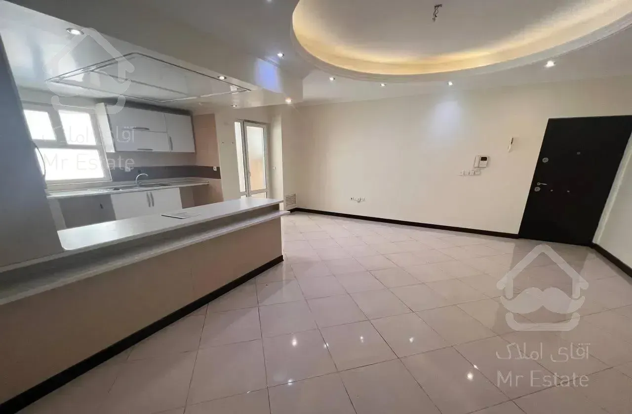 برج مجلل در منطقه سرمایه گذاری مطمعن