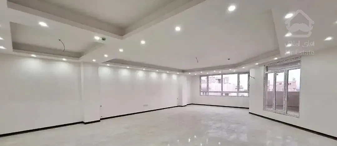 ۲۰۰متری /تک واحدی فول تحویل/۳بر نورگیر