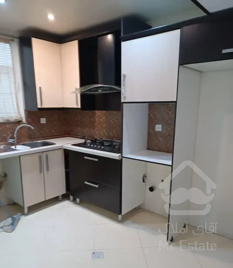 ۹۵ متر ۲ خ جنوب میرداماد