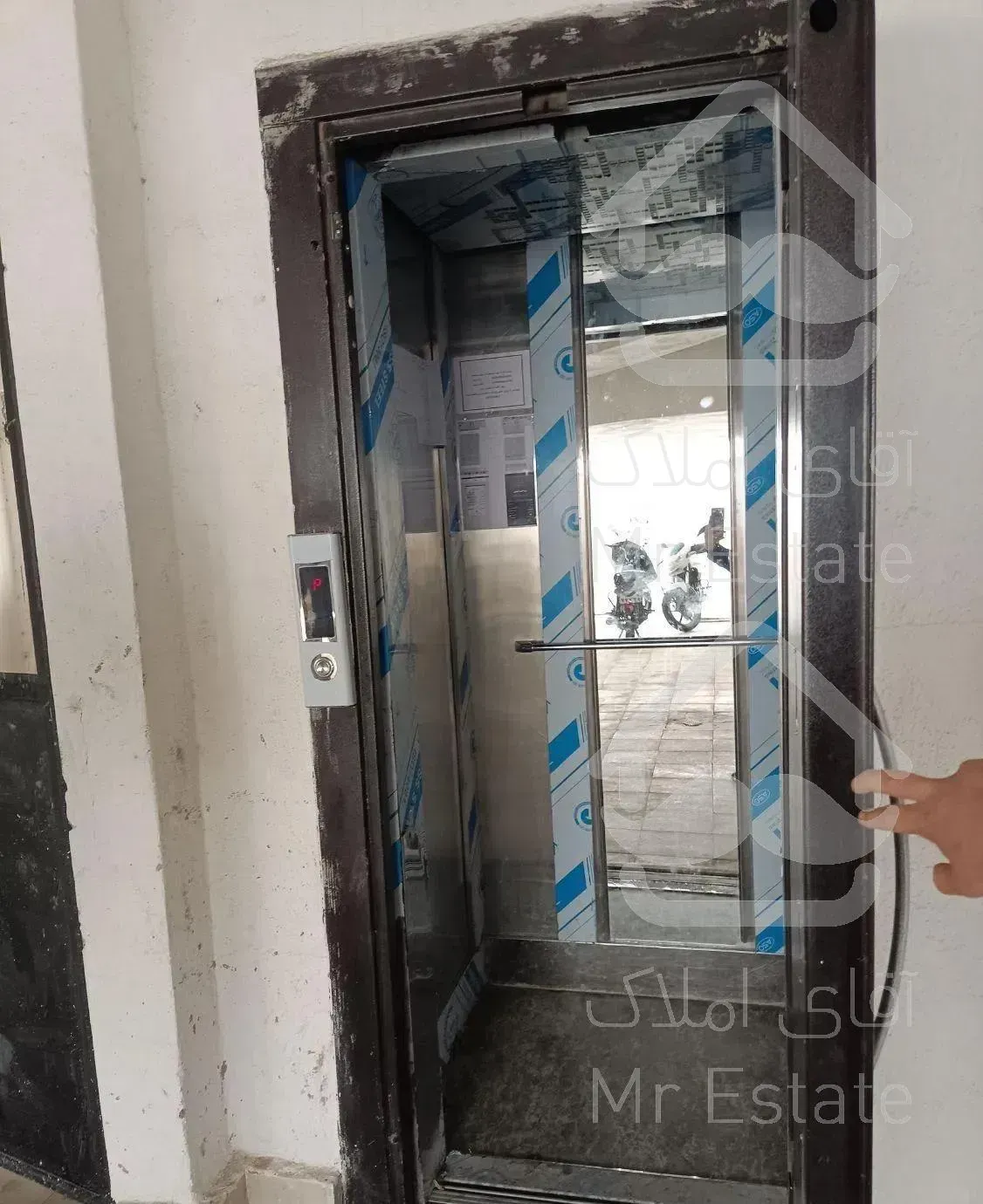 ۹۸ متر نوساز