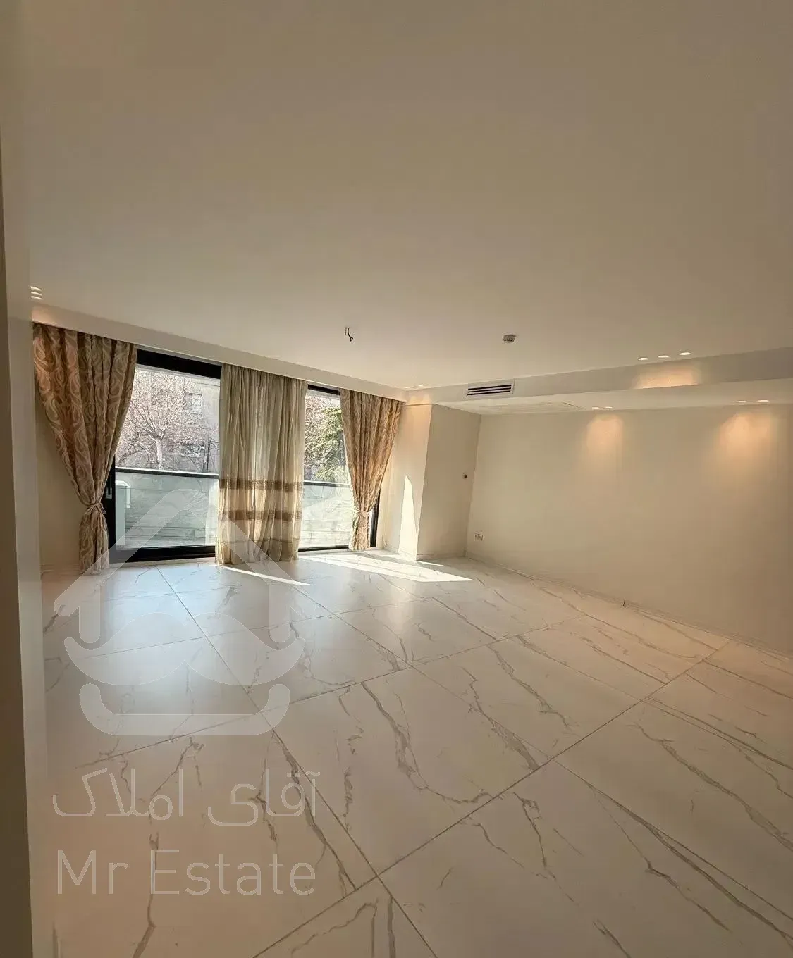 ۱۲۵متر ۳خواب امکانات‌کامل ب‌قیمت‌ترین‌واحد‌منطقه