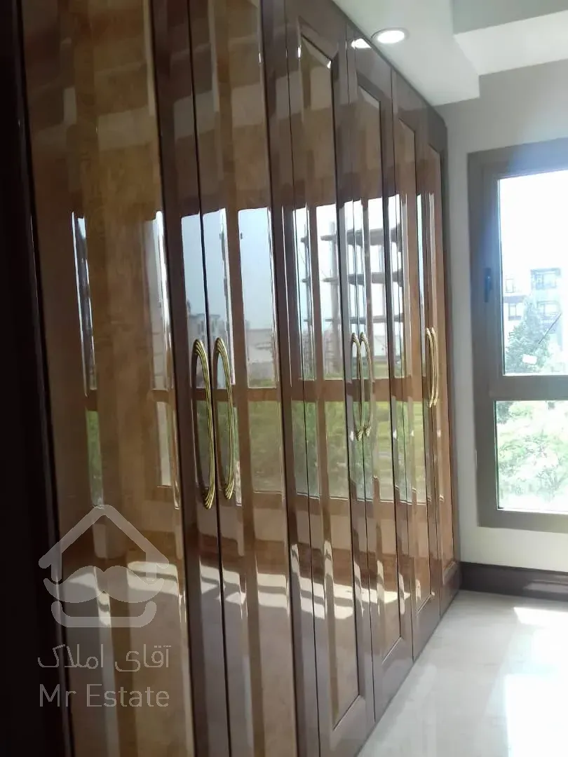 فروش 163 متری اختیاریه