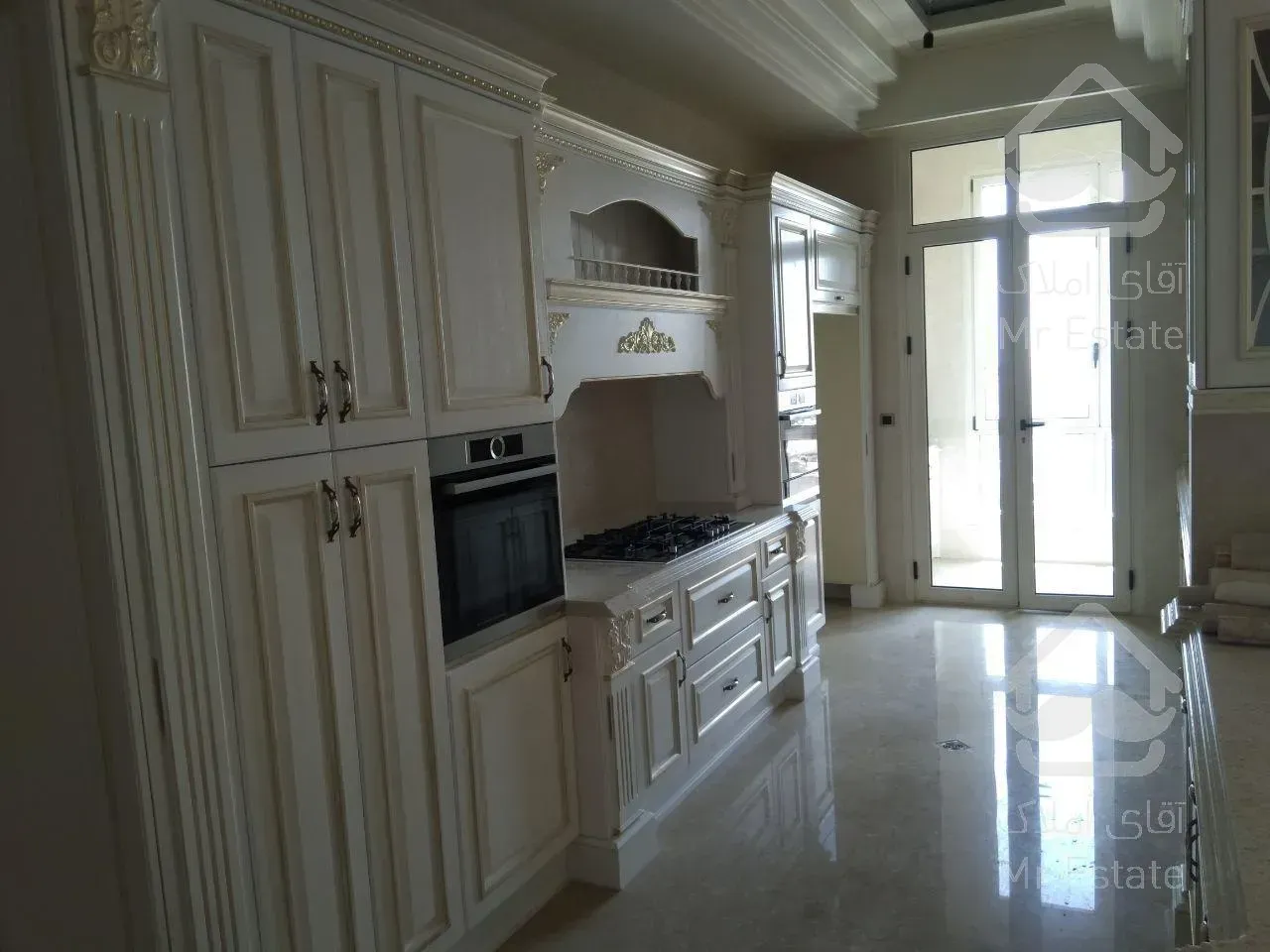 خرید 215 متر در فرمانیه