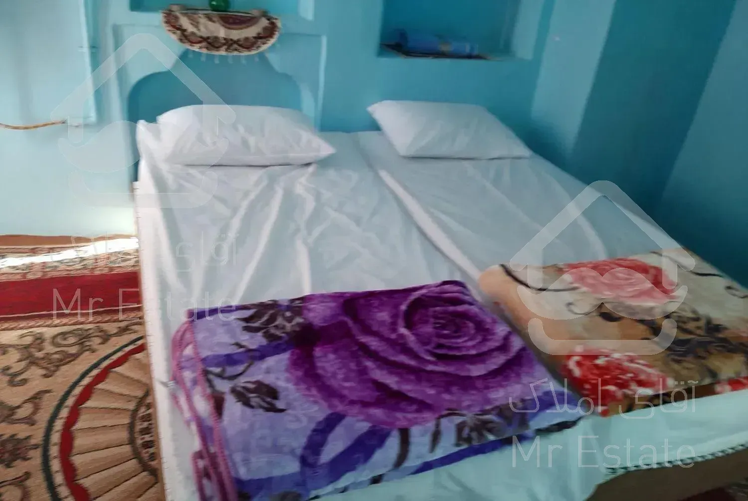 منزل مسافر با حیاط و پارکینگ