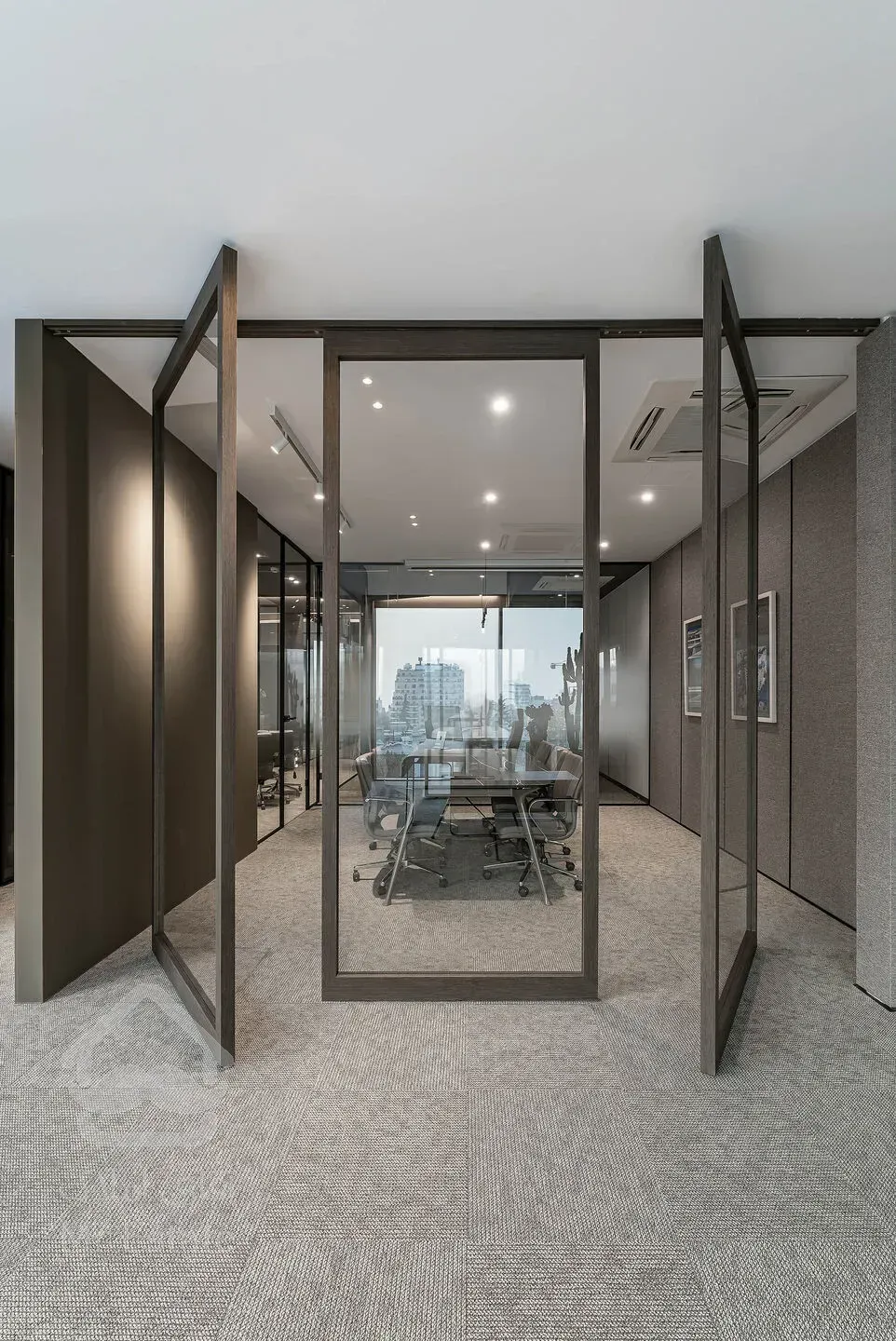 برج اداری پارامیس تاور (paramis tower)، اجاره واحد ۲۱۰ متری